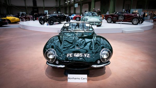 Soins Essentiels des Phares de Moto : Maximisez Votre Visibilité Routière